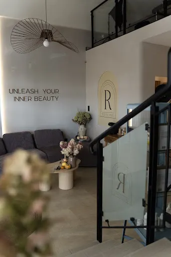 THE•ROOMS KLINIKA URODY sp. z o.o.